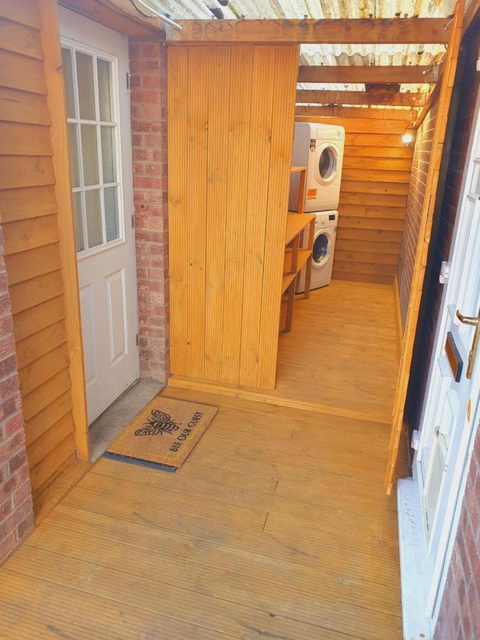 Sherwood Annexe 1 Bedroom Entire Holiday home Boston